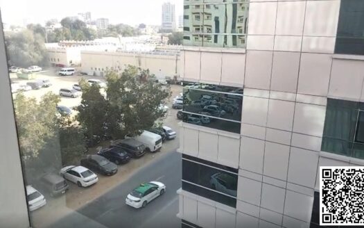 1 Bed Hall with Partial Road View | Garden City